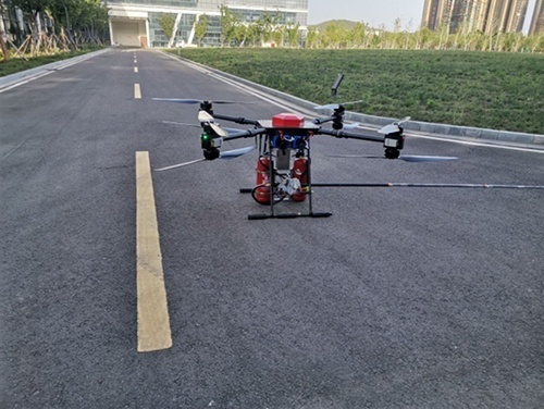 可以空中破玻璃，噴干粉的消防無人機(jī)，助力高層建筑救援